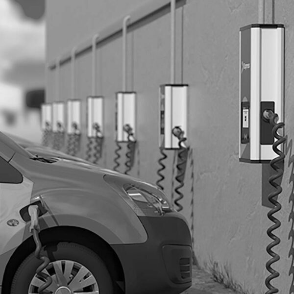 Solution murale type Wallbox de recharge voitures électriques pour parking Circontrol eVolve Smart